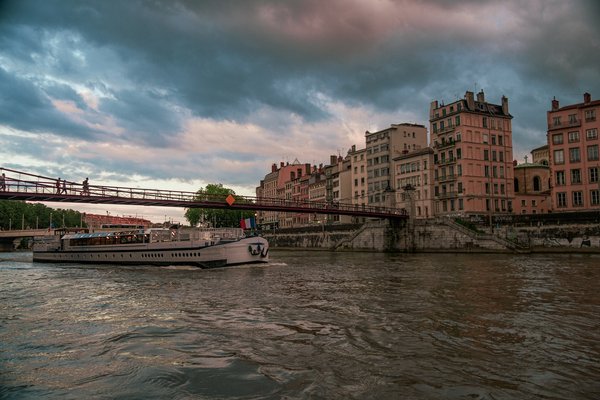 Quels sont les meilleurs circuits pour une croisière fluviale sur le Rhin : itinéraires et conseils ?